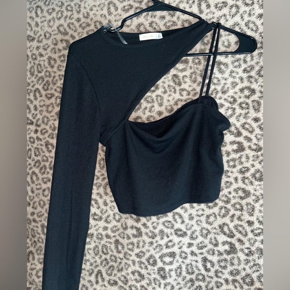 cere lynn boutique top